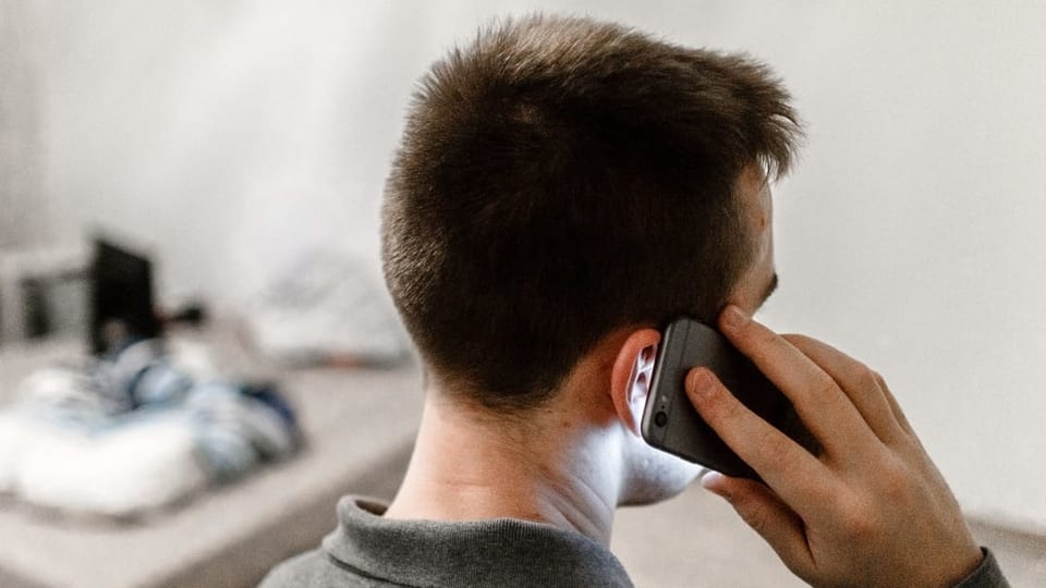 In um vid in telefon.