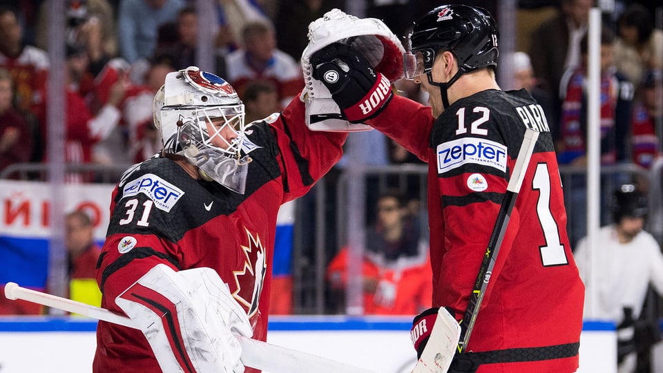 Il goli ed in giugader da l'equipa da hockey sin glatsch dal Canada.