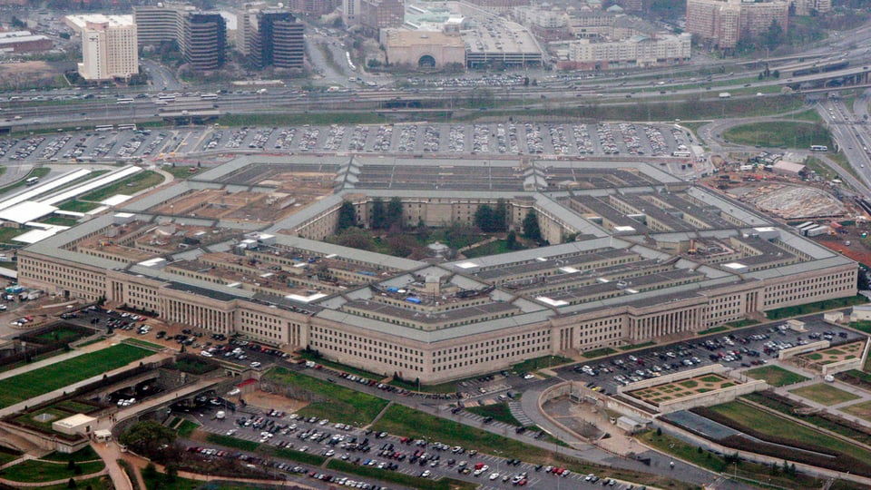 Il pentagon in bajetg cun 5 chantuns. 
