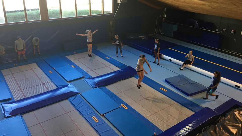 trampolins da la Freestyle Academy