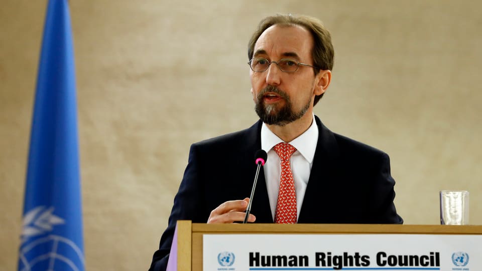L’autcumissari da l'ONU per ils dretgs umans Zeid Raad al-Hussein. 