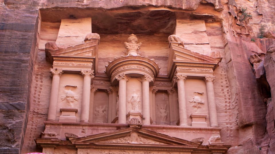 Purtret da la citad Petra.