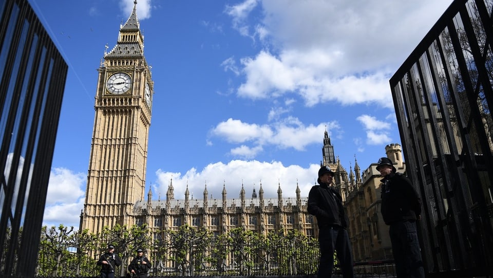 Il parlament è schlià en la Gronda Britannia. 
