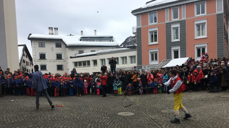 Impressiuns dal Chalandamarz a Samedan.