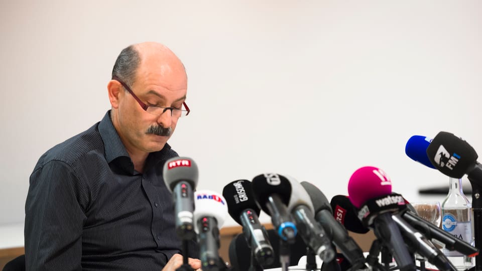 Ettore Weilenmann, cumpossessur da la Carnaworld Holding SA, durant ina conferenza da medias il november 2014.